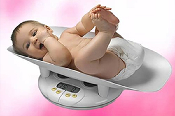mother and child weighing scale